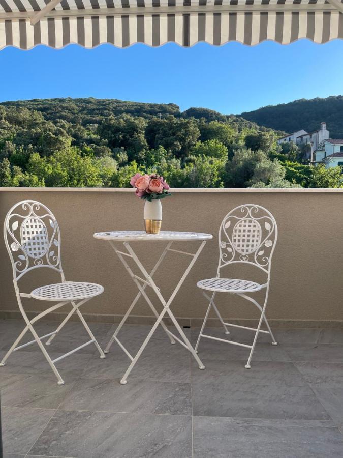 Villa Nika & Eva Cres Dış mekan fotoğraf