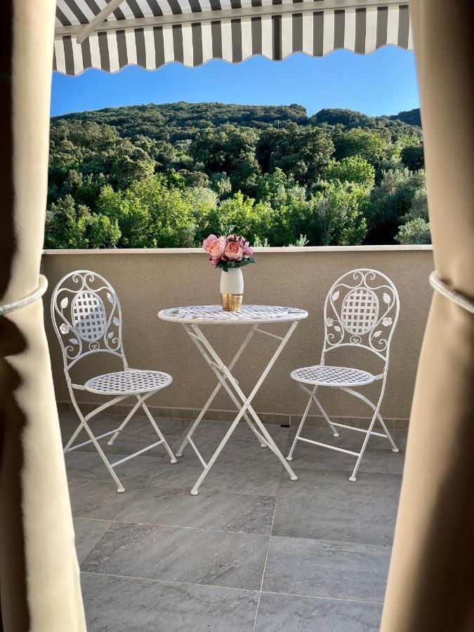 Villa Nika & Eva Cres Dış mekan fotoğraf